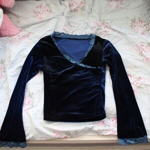 Velvet 90s blue top